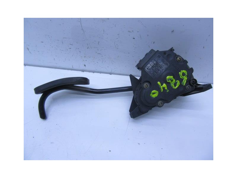 Recambio de potenciómetro aceleración : volvo 850 : 2.5 td (140,04cv) [1996] para volvo 850 2.5 td referencia OEM IAM 9447135/00