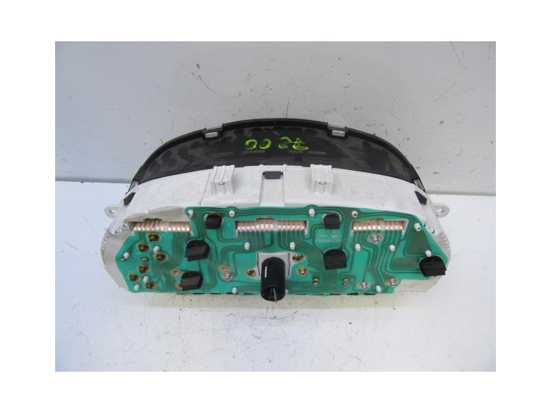 Recambio de cuadro instrumentos : hyundai accent : 1.3 g (85,65cv) [2000] para hyundai accent 1.3 g referencia OEM IAM 991101-00