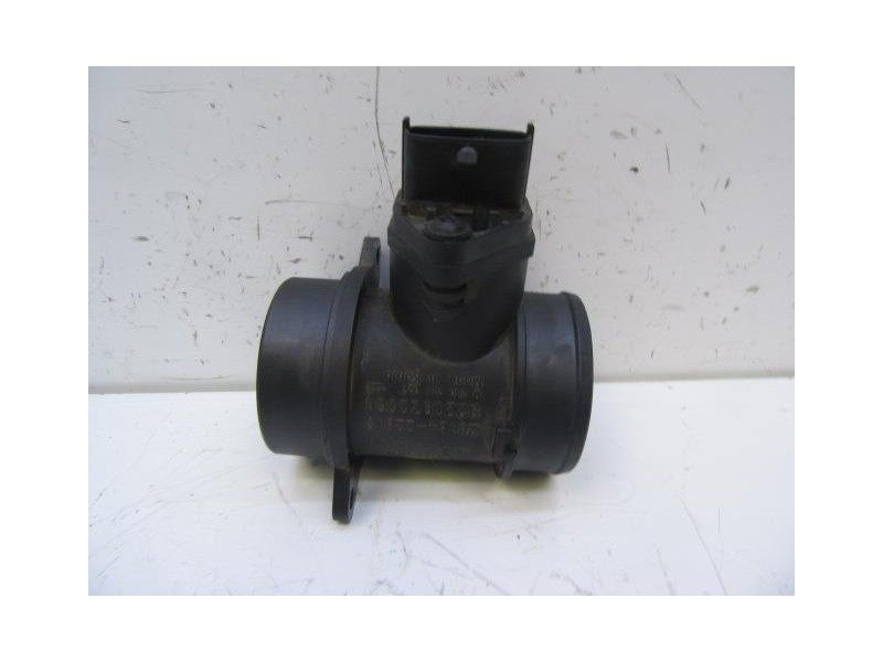 Recambio de caudalimetro : hyundai accent : 1.3 g (85,65cv) [2000] para hyundai accent 1.3 g referencia OEM IAM 28164-22610/9220