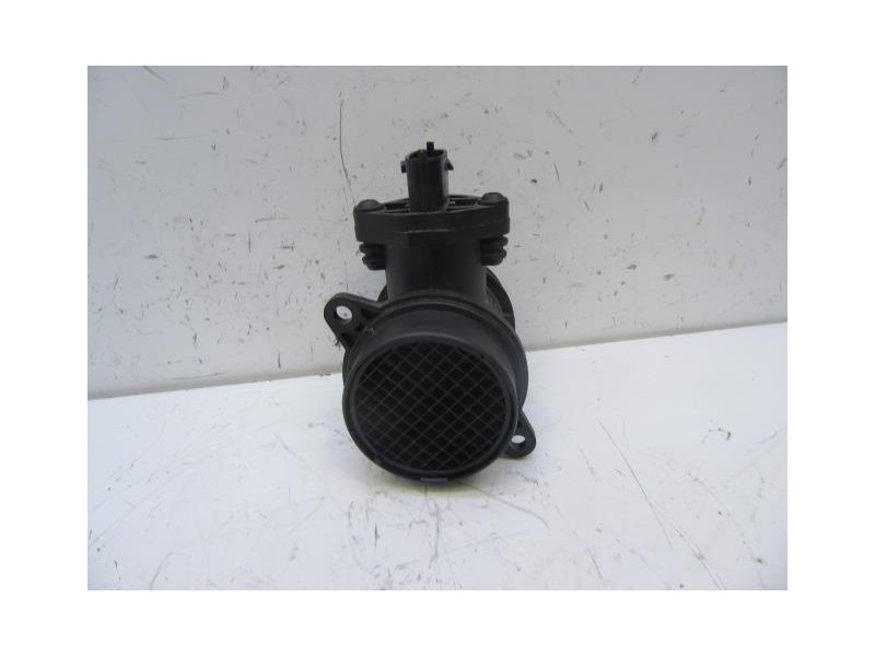 Recambio de caudalimetro : hyundai accent : 1.3 g (85,65cv) [2000] para hyundai accent 1.3 g referencia OEM IAM 28164-22610/9220