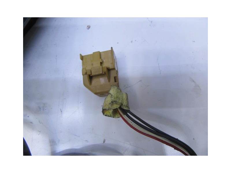 Recambio de retrovisor izq. : audi a4 : 2.0 tdi (140,04cv) [2006] para audi a4 2.0 tdi referencia OEM IAM ELECTRICO5CABLES  