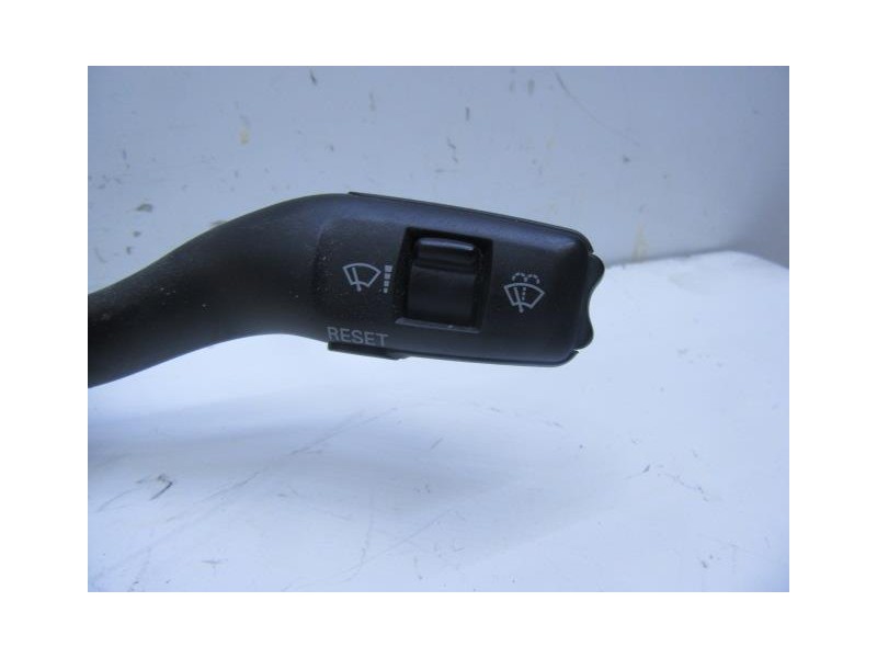 Recambio de mando luces y limpias : audi a4 : 2.0 tdi (140,04cv) [2006] para audi a4 2.0 tdi referencia OEM IAM 8E0953549Q  