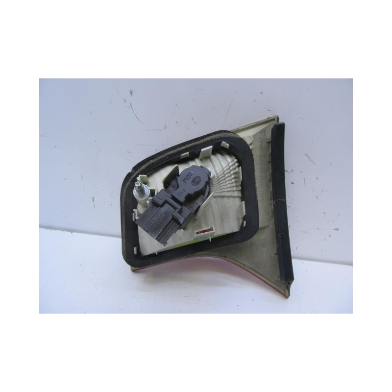 Recambio de piloto porton izq. : audi a4 : 2.0 tdi (140,04cv) [2006] para audi a4 2.0 tdi referencia OEM IAM   