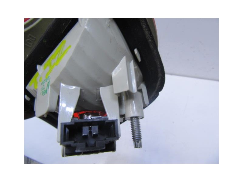 Recambio de piloto porton izq. : audi a4 : 2.0 tdi (140,04cv) [2006] para audi a4 2.0 tdi referencia OEM IAM   