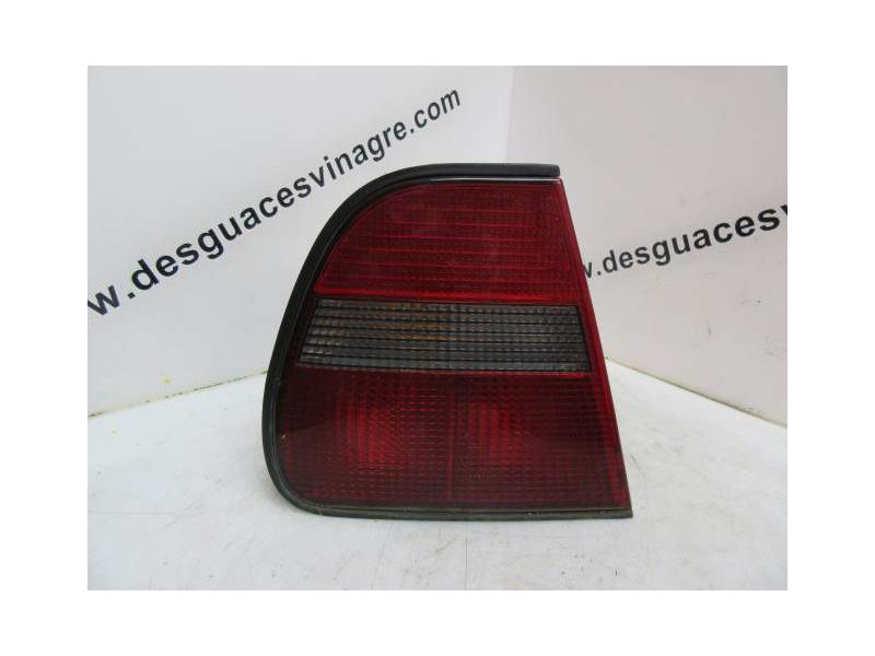 Recambio de piloto trasero izquierdo para lancia delta ii (836_) 1.4 i.e. (836af, 836ah) referencia OEM IAM   