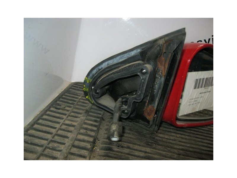 Recambio de retrovisor dcho. : hyundai coupe : t-1.4_turbo (88 cv) [1995] para hyundai coupe t- 1.4_turbo (88 cv) referencia OEM