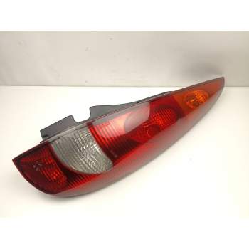 PILOTO TRASERO DERECHO 26550BU200 23480202 