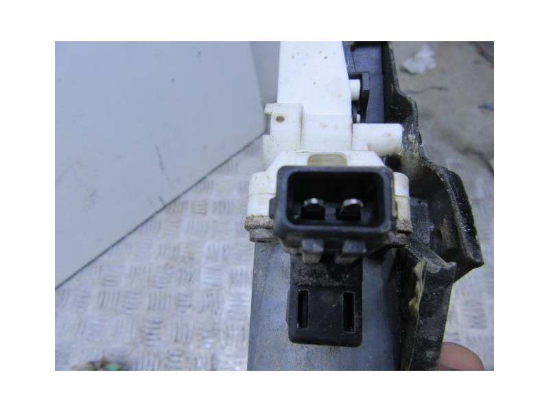 Recambio de elevalunas elec. del. dch. : land rover freelander : 2.0 td (97cv) [1998] para land rover freelander 2.0 td referenc