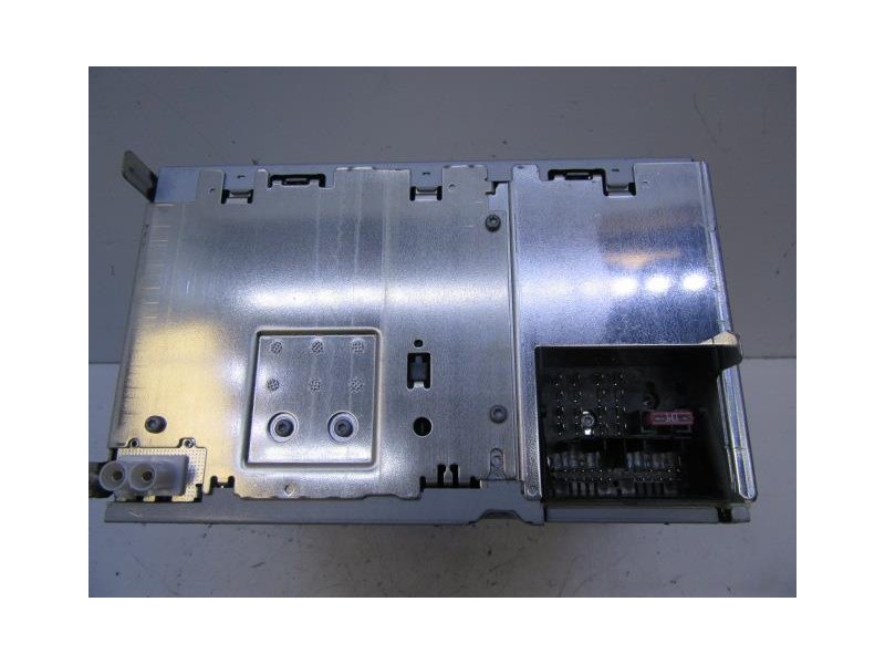 Recambio de equipo musica radio cd : audi a3 : 1.9 tdi (104,69cv) [2009] para audi a3 1.9 tdi referencia OEM IAM 8P0035186S  