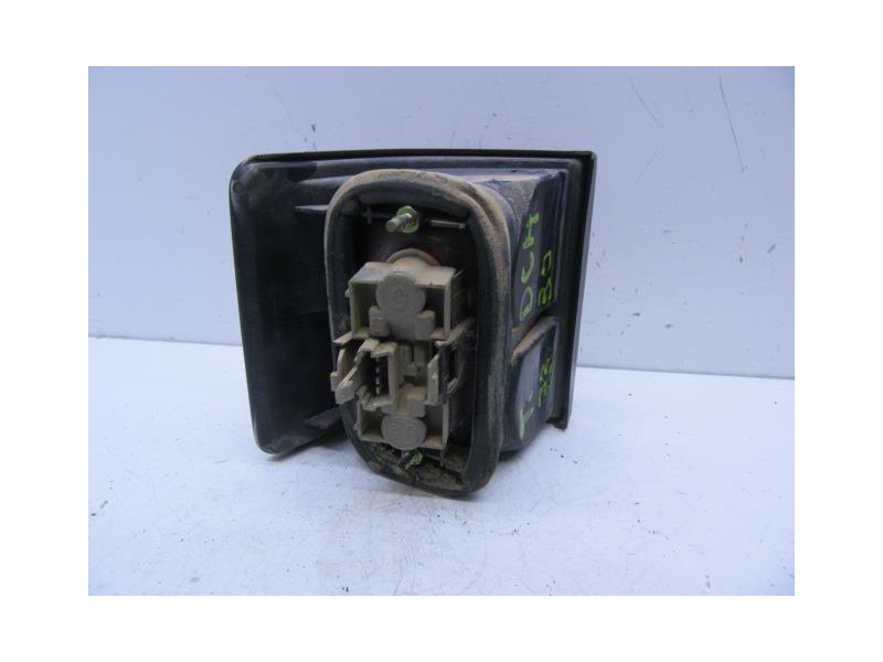 Recambio de piloto trasero dch. : renault 21 : 2.0 g [1989] para renault 21 2.0 g referencia OEM IAM   