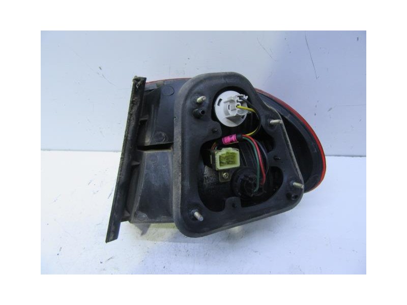 Recambio de piloto trasero izq. : daewoo lanos : 1.4 g (74,78cv) [1999] para daewoo lanos 1.4 g referencia OEM IAM   