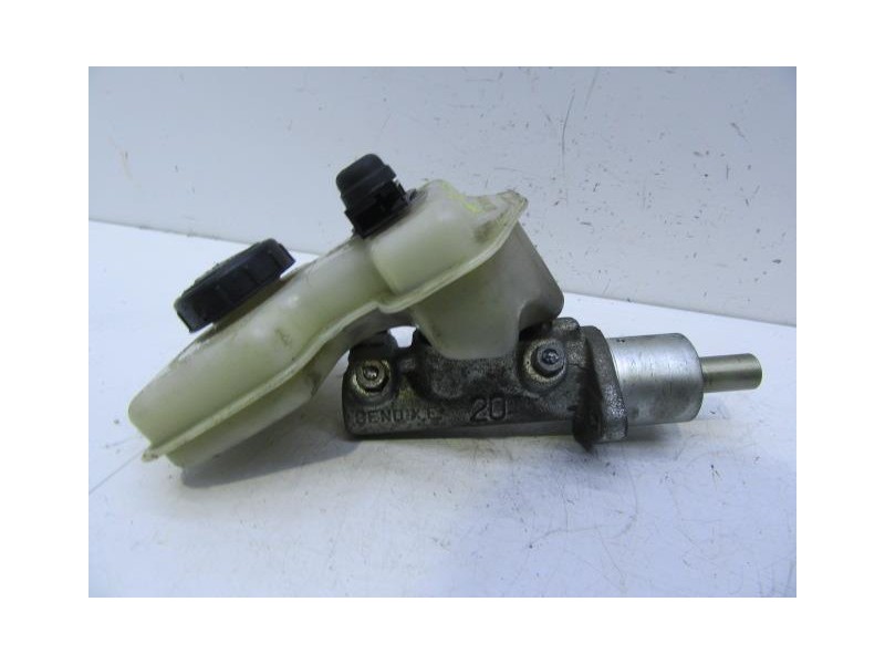 Recambio de bomba de freno : renault 21 : 2.0 g [1989] para renault 21 2.0 g referencia OEM IAM   