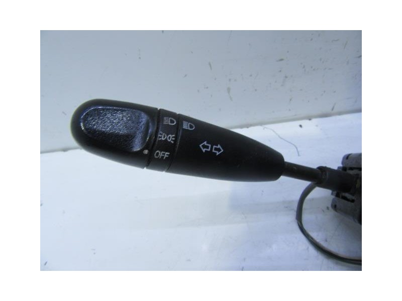 Recambio de mando luces y limpias : chevrolet kalos : 1.4 g 3 puertas [2005] para chevrolet kalos 1.4 g 3 puertas referencia OEM