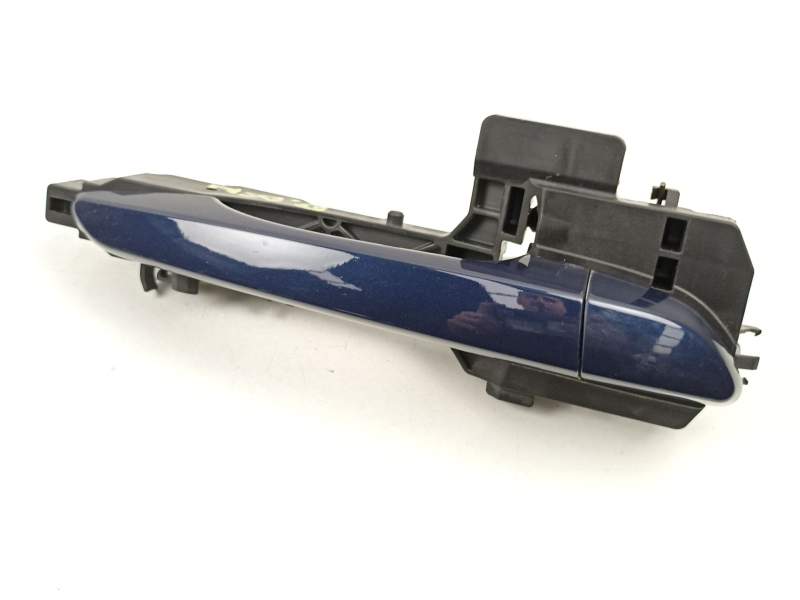 Recambio de manilla delantera derecha para hyundai tucson (tl, tle) 1.6 gdi referencia OEM IAM 82661D7000  