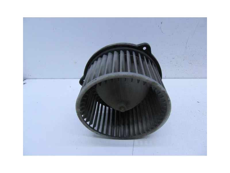 Recambio de motor calefaccion : hyundai lantra : 1.6 g [1998] para hyundai lantra 1.6 g referencia OEM IAM 97116-24950CONRESISTE