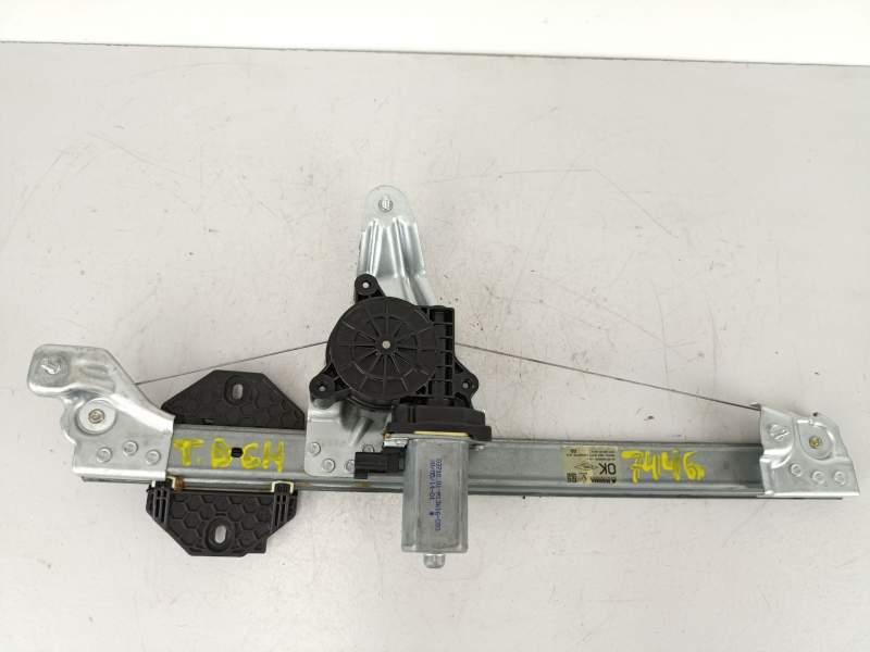Recambio de elevalunas trasero derecho para dacia logan ii laureate referencia OEM IAM 827206057R  