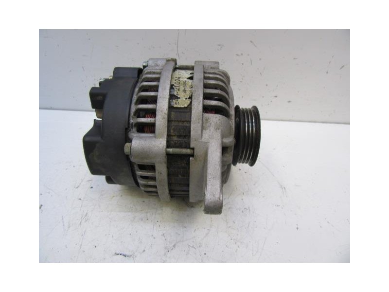 Recambio de alternador : hyundai lantra : 1.6 g [1998] para hyundai lantra 1.6 g referencia OEM IAM 211024  