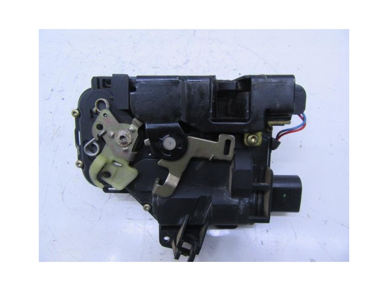 Recambio de cerradura pta. del. dch. : skoda octavia : 1.9 tdi (89,73cv) [1998] para skoda octavia 1.9 tdi referencia OEM IAM 8P