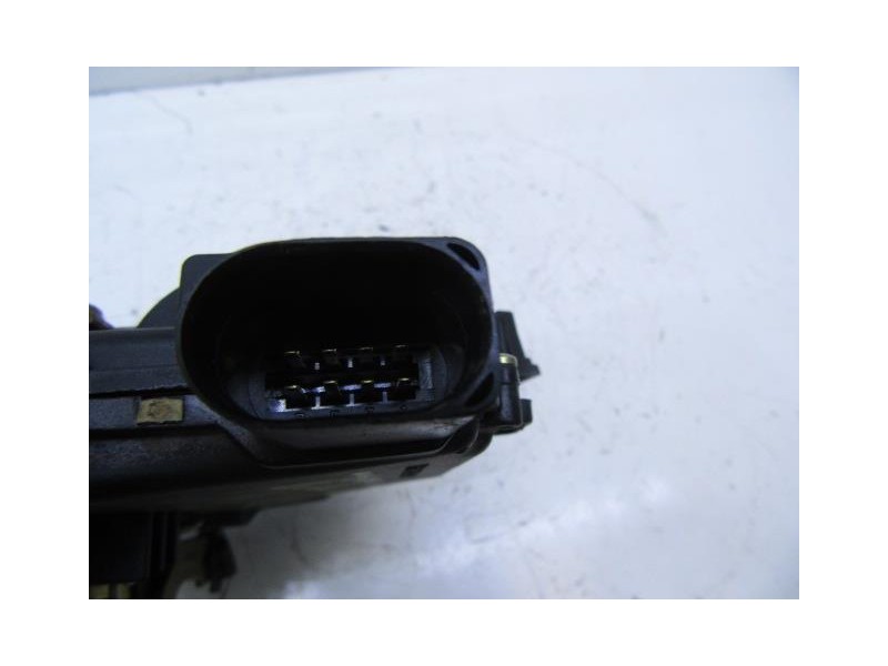 Recambio de cerradura pta. del. izq. : skoda octavia : 1.9 tdi (89,73cv) [1998] para skoda octavia 1.9 tdi referencia OEM IAM 8P