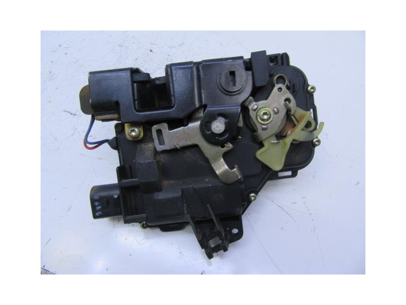 Recambio de cerradura pta. tras. izq. : skoda octavia : 1.9 tdi (89,73cv) [1998] para skoda octavia 1.9 tdi referencia OEM IAM 6