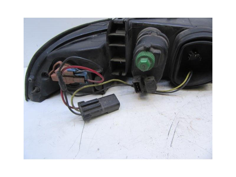 Recambio de faro izquierdo : chrysler stratus : 2.0 g (133,24cv) [1999] para chrysler stratus 2.0 g referencia OEM IAM   