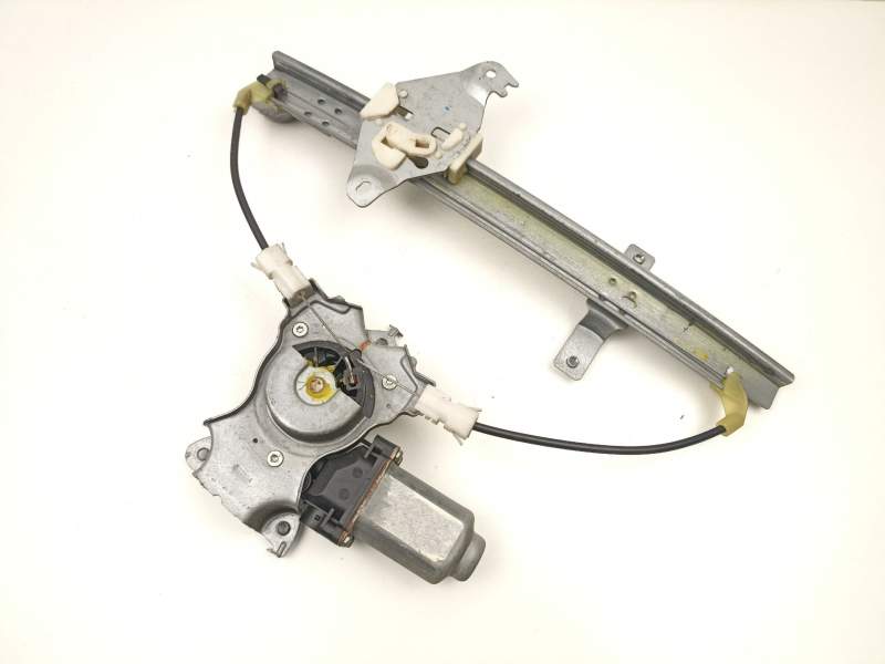 Recambio de elevalunas trasero derecho para nissan almera tino (v10) 2.2 dci referencia OEM IAM 82700BU010  
