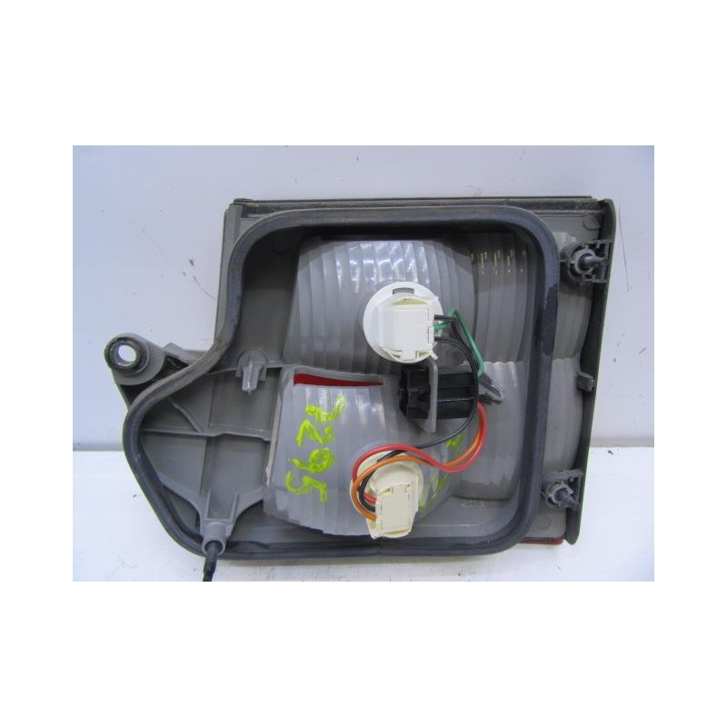 Recambio de piloto porton izq. : saab 9-3 : 2.0 g (149,56cv) [2002] para saab  9-3 2.0 g referencia OEM IAM   