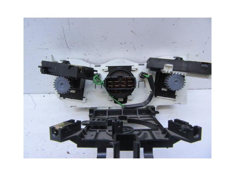 Recambio de mandos calefaccion : hyundai getz : 1.5 crdi (88,37cv) [2006] para hyundai getz 1.5 crdi referencia OEM IAM   