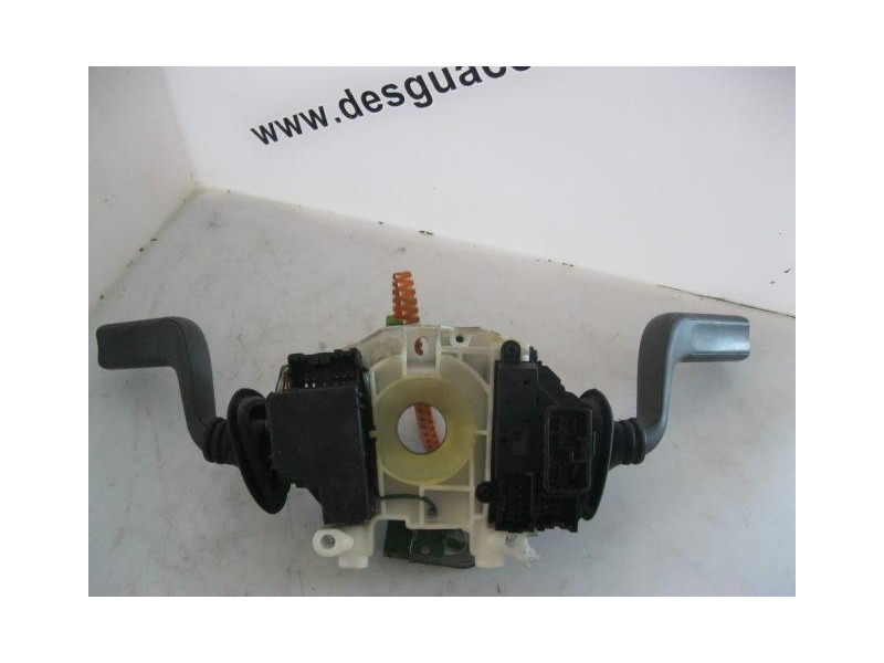 Recambio de mando luces y limpias : volvo v40 : 1.9 g -b4204s (140,08cv) 5p [2000] para volvo v40 1.9 g -b4204s referencia OEM I