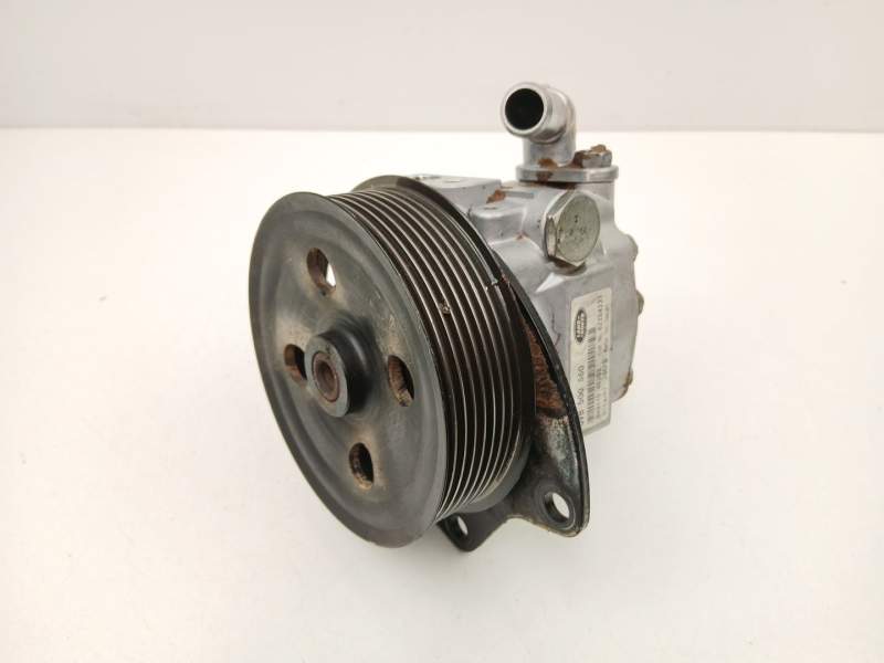 Recambio de bomba direccion para land rover discovery iii (l319) 2.7 td 4x4 referencia OEM IAM QVB500660  