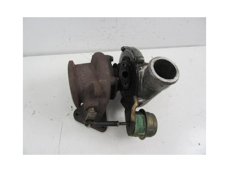 Recambio de turbo : m. benz c 220 : 2.2 cdi (125,08cv) [2003] para m. benz c 220 2.2 cdi referencia OEM IAM A6110960099  