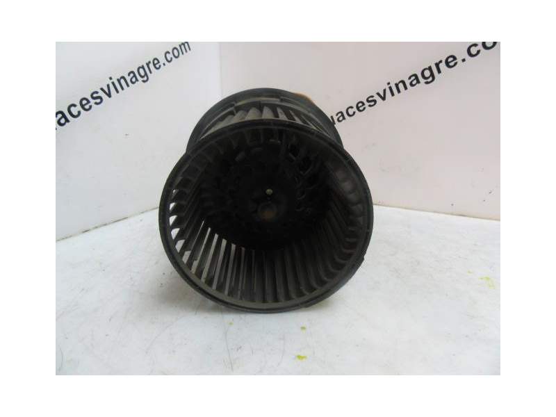 Recambio de motor calefaccion para renault clio 1.5 dci referencia OEM IAM   