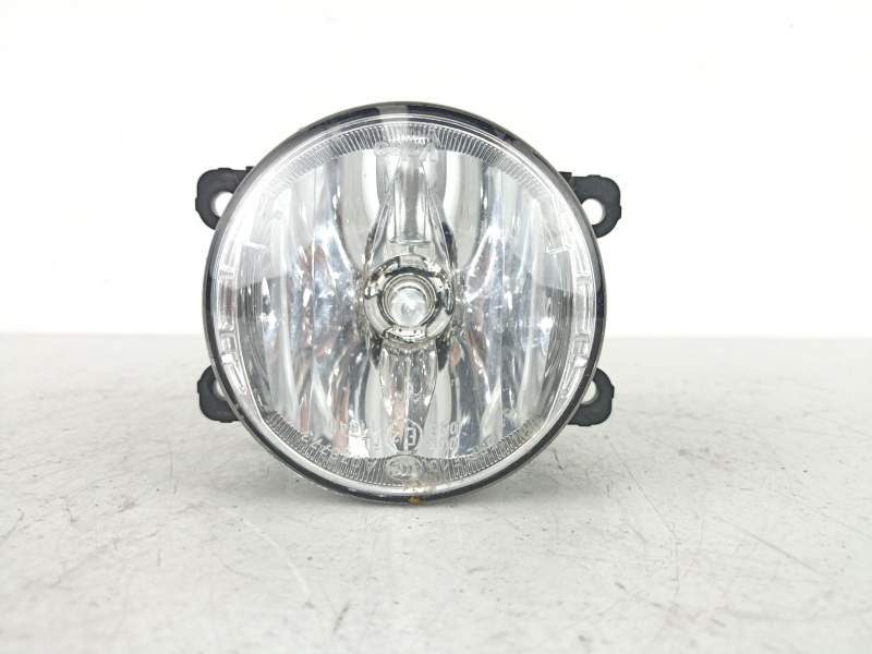Recambio de antiniebla derecho para dacia logan ii laureate referencia OEM IAM 261500097R 89208691 