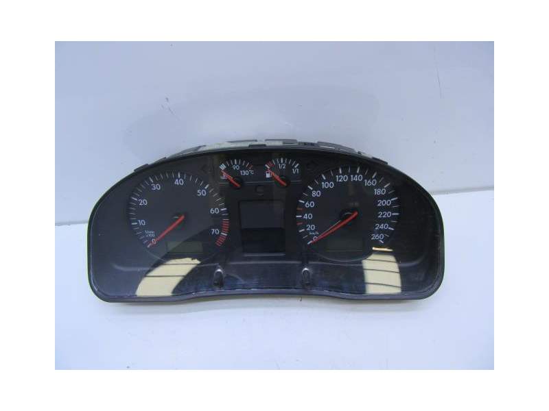 Recambio de cuadro instrumentos para volkswagen passat 1.8 g referencia OEM IAM 3B0 920 822  
