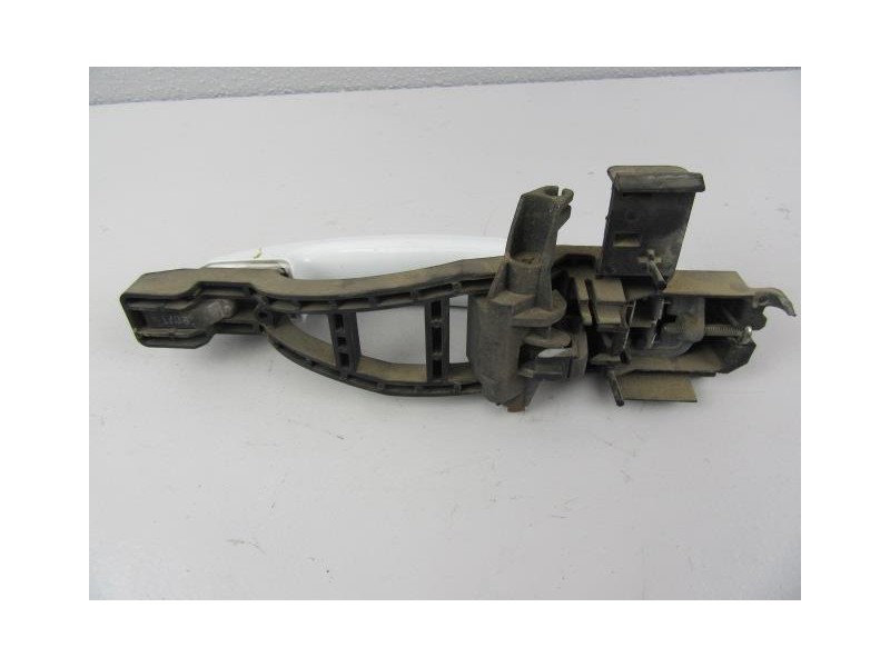 Recambio de manilla trasera dch. : ford c max : 1.6 tdci (89,73cv) [2006] para ford c max 1.6 tdci referencia OEM IAM BLANCA  