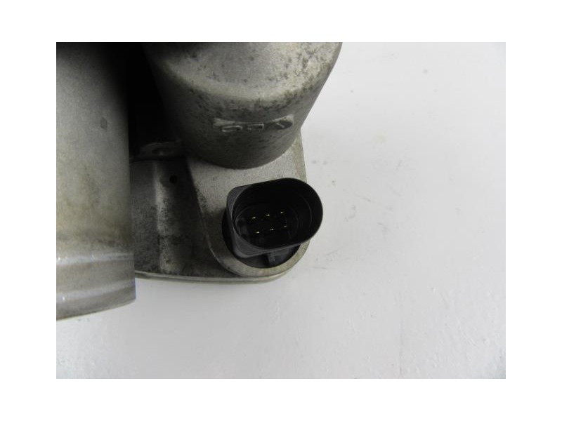 Recambio de caja mariposa : seat cordoba : 1.4 g (74,78cv) [2002] para seat cordoba 1.4 g referencia OEM IAM 036133062N  