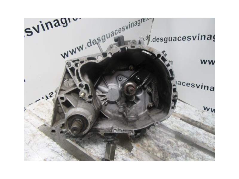Recambio de caja cambios 5v diesel para renault megane 1.9 d referencia OEM IAM JB1962  