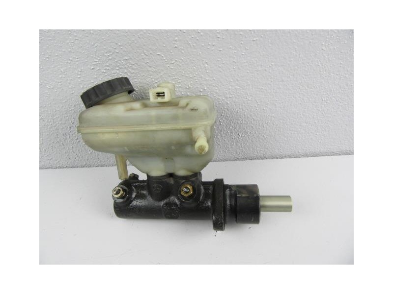 Recambio de bomba de freno : m. benz vito : 2.3 cdi (108) [1999] para m. benz vito 2.3 cdi (108) referencia OEM IAM 21025699  