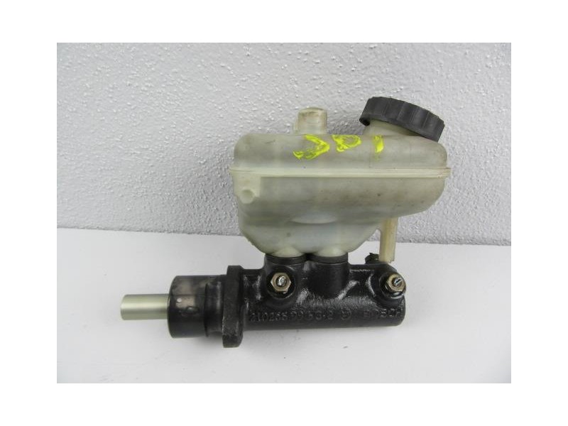 Recambio de bomba de freno : m. benz vito : 2.3 cdi (108) [1999] para m. benz vito 2.3 cdi (108) referencia OEM IAM 21025699  