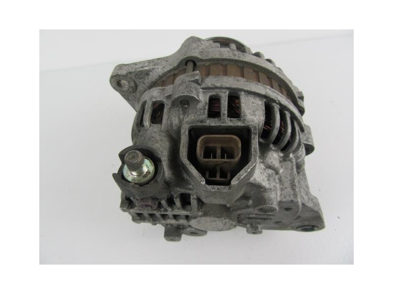 Recambio de alternador : mazda 323 : 2.0 td (100,61cv) [2001] para mazda 323 2.0 td referencia OEM IAM 2020808620  