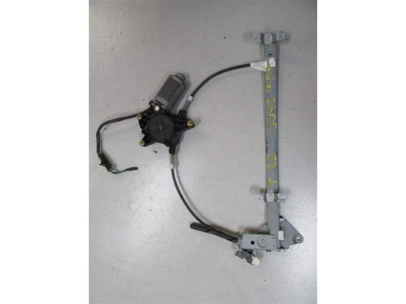 Recambio de elevalunas trasero izquierdo para nissan primera 1.6 g referencia OEM IAM   