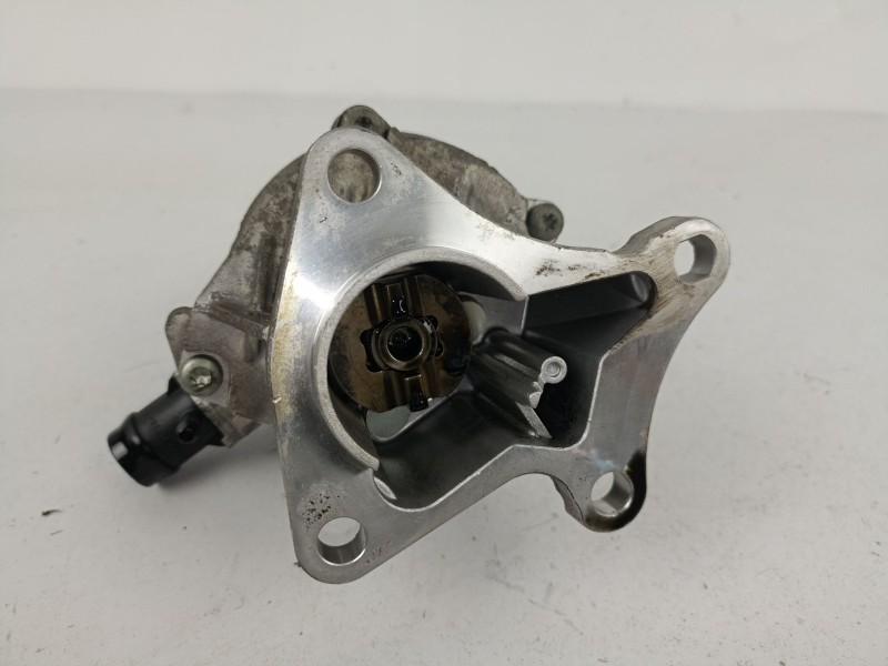 Recambio de depresor freno para volvo 645 0.1 d referencia OEM IAM 72117222C  