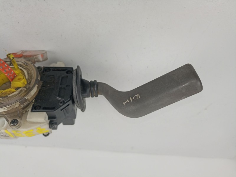 Recambio de mando luces y limpias para volvo 645 0.1 d referencia OEM IAM 30862848  