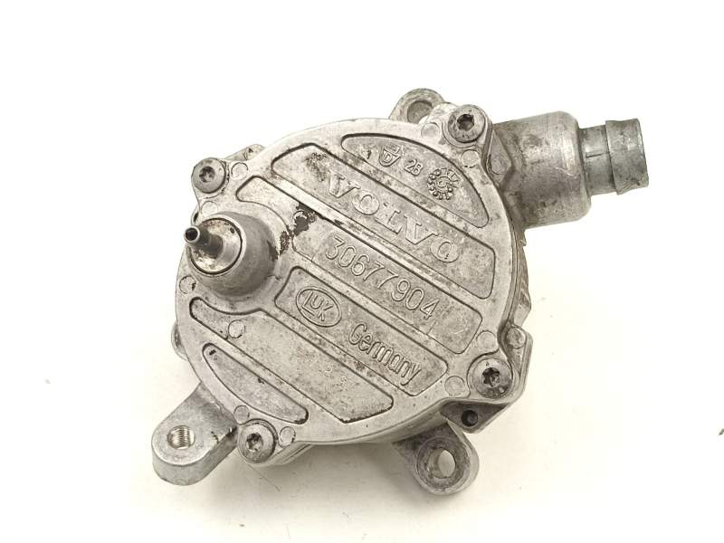 Recambio de depresor freno para volvo xc70 ii (136) d5 awd referencia OEM IAM 30677904  