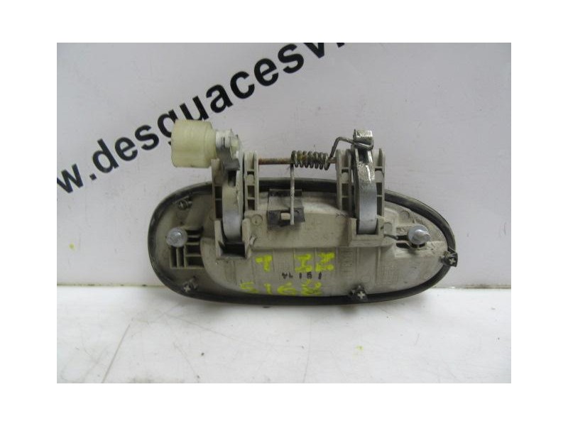 Recambio de manilla trasera izda. : kia sephia : 1.5 g /bf (88,37cv) [2000] para kia sephia 1.5 g /bf referencia OEM IAM   