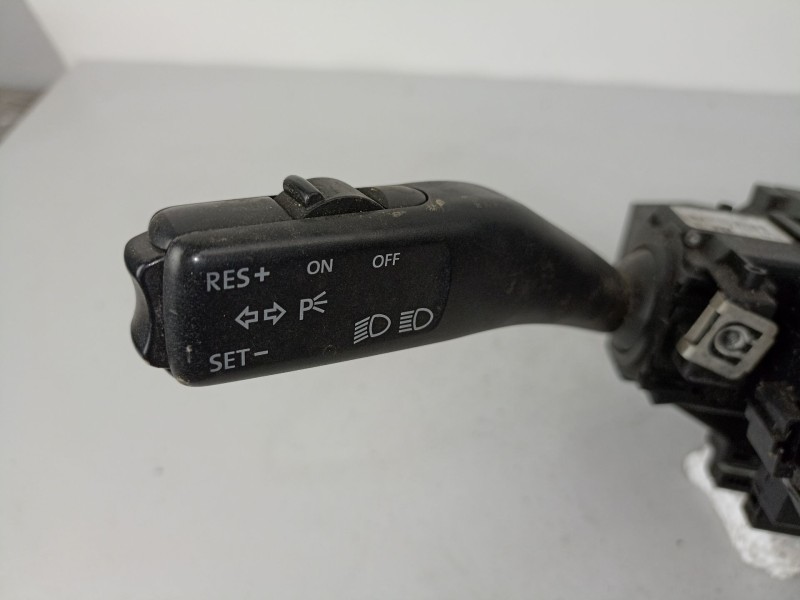 Recambio de mando luces y limpias para seat altea 1.9 tdi referencia OEM IAM 1K0953513A  