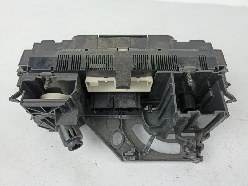 Recambio de mandos calefaccion para seat altea 1.9 tdi referencia OEM IAM   