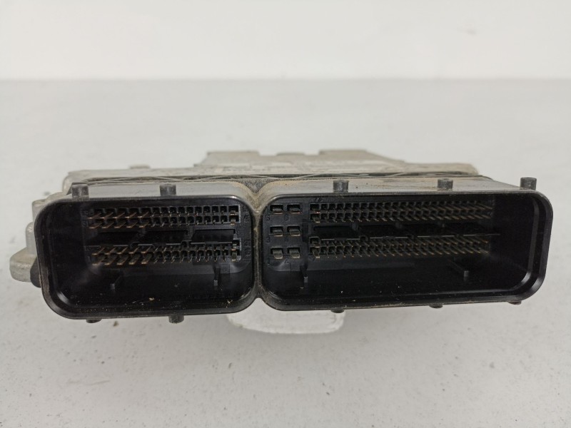 Recambio de centralita para seat altea 1.9 tdi referencia OEM IAM 0281013820  