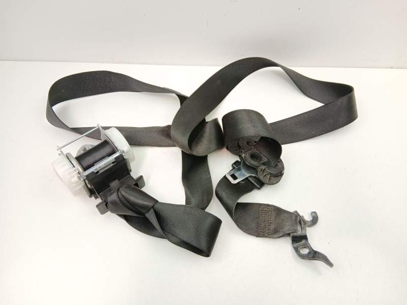 Recambio de cinturon seguridad delantero derecho para bmw 1 (e87) 118 d referencia OEM IAM 72119117220  