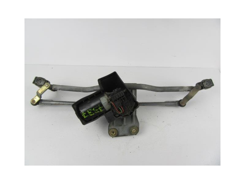 Recambio de motor limpia delantero : ford escort : 1.8 d (58,46cv) ranchera [1992] para ford escort 1.8 d ranchera referencia OE